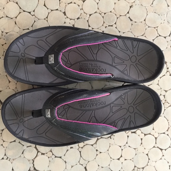 new balance rock and tone sandals